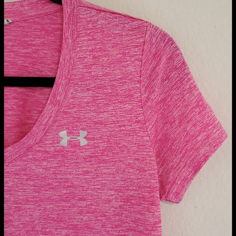 UNDER AMOUR pink short sleeve soft v neck tee Med. workout training gym - Picture 2 of 5